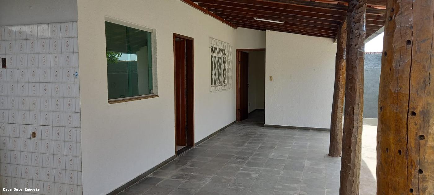 Casa para alugar com 3 quartos, 360m² - Foto 4