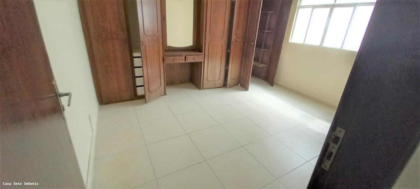 Casa para alugar com 3 quartos, 360m² - Foto 10