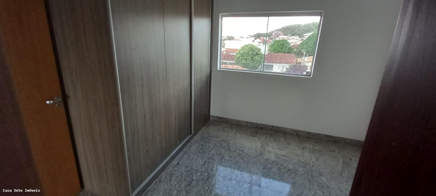 Apartamento à venda com 3 quartos - Foto 4