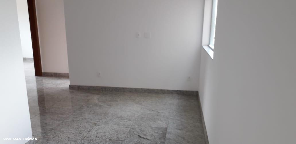 Apartamento à venda com 3 quartos - Foto 2